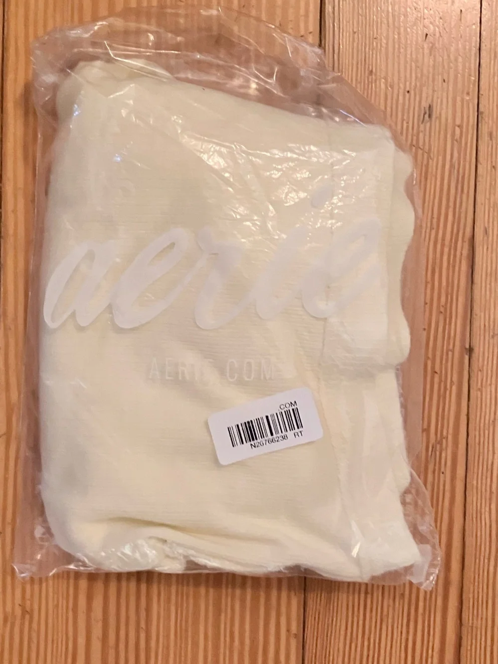 NWT Aerie Vacay Short in Cozy Yellow Sz S - Picture 5 of 13